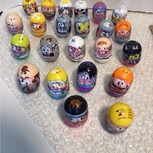 Mighty Beanz toy figures lot